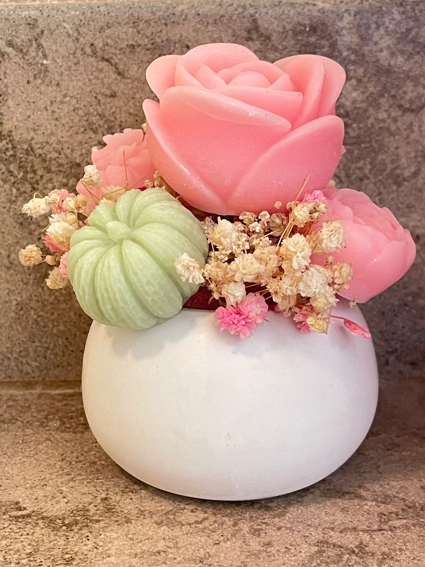 Rose Bloom Candle Bouquet